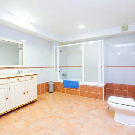 Jara Villa